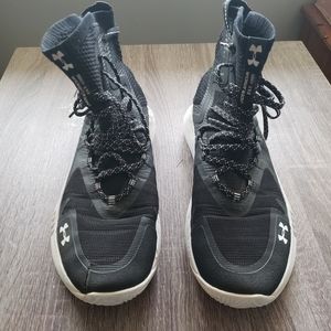 Under Armour Volleyball 12W